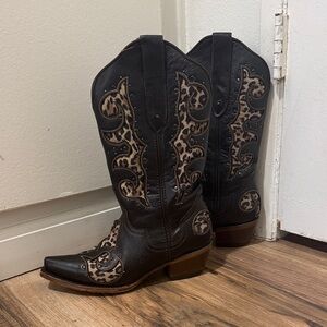 J.B. Dillon Black and Brown Heeled Boots